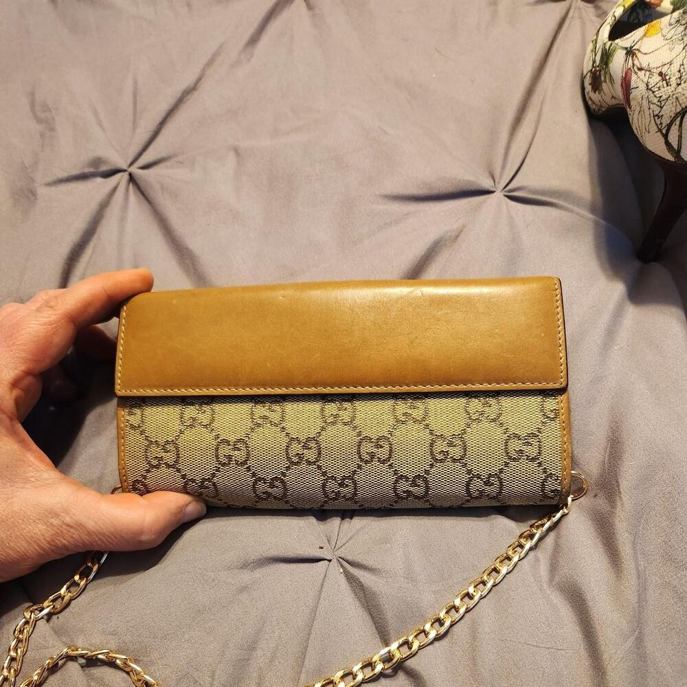 Gucci Women's Brown and Tan Wallet-purses - Picture 3 of 8